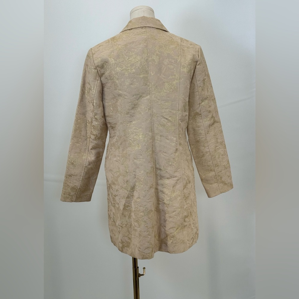 Chico’s Belle Amour Odette Metallic Gold Jacquard Blazer Jacket NWT Sz 1 = M - Picture 3 of 11